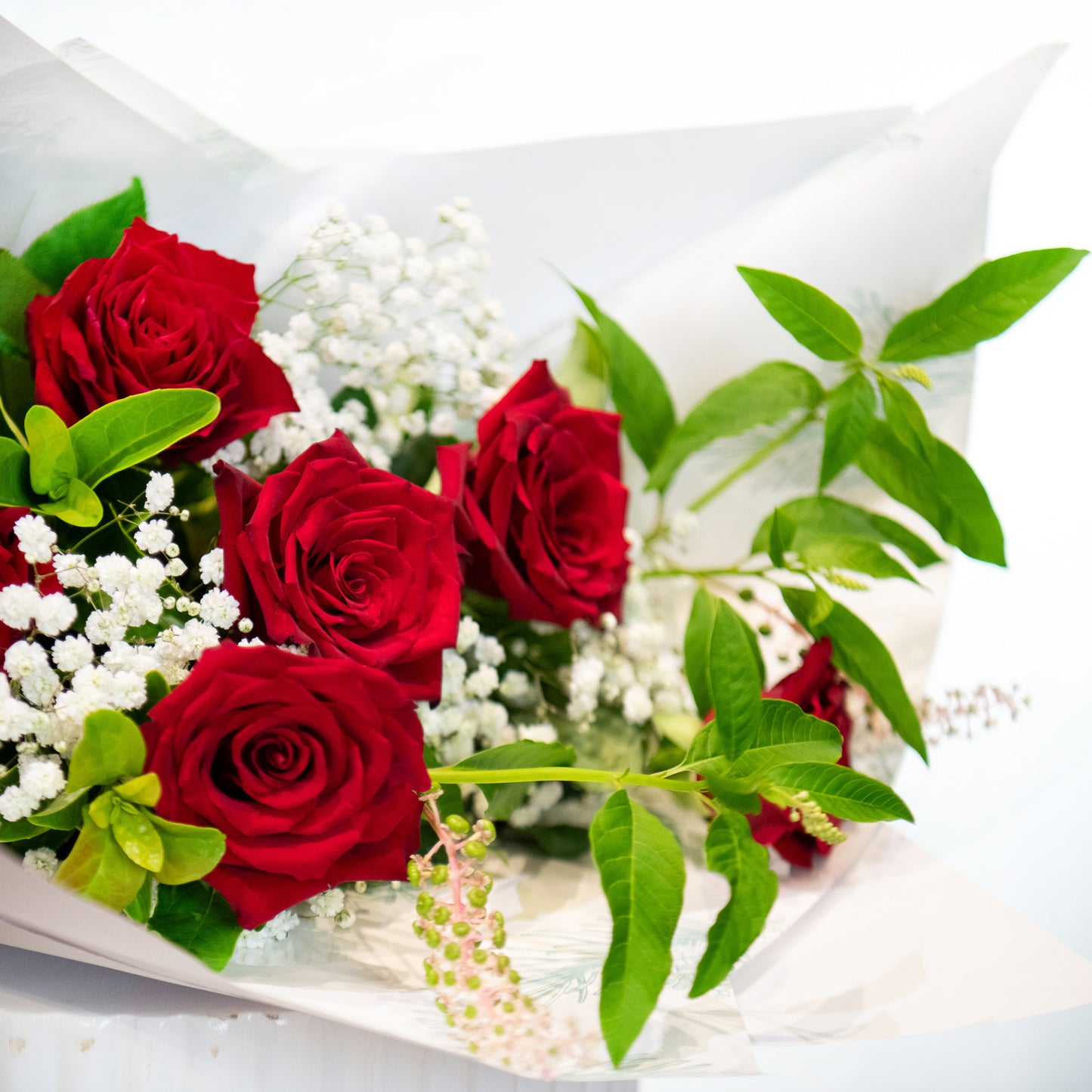 6 Long-Stemmed Red Roses Bouquet (Half Dozen)